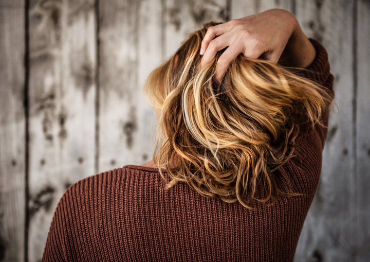 Diez formas de evitar que se te caiga el pelo en otoño